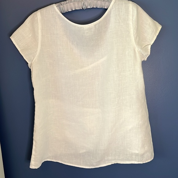 LINEN Click by Color Me Cotton- crisp white short sleeve women's small boxy top - Picture 3 of 9